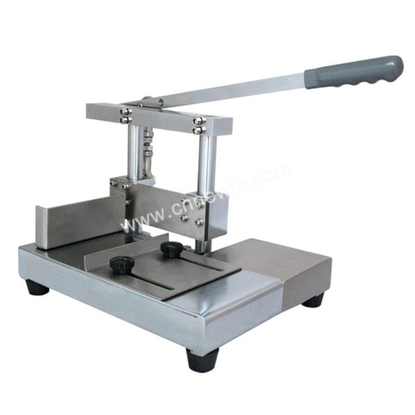 https://www.cnnewin.com/wp-content/uploads/2020/01/Manual-cutting-bone-machine-200B-2-600x600.jpg